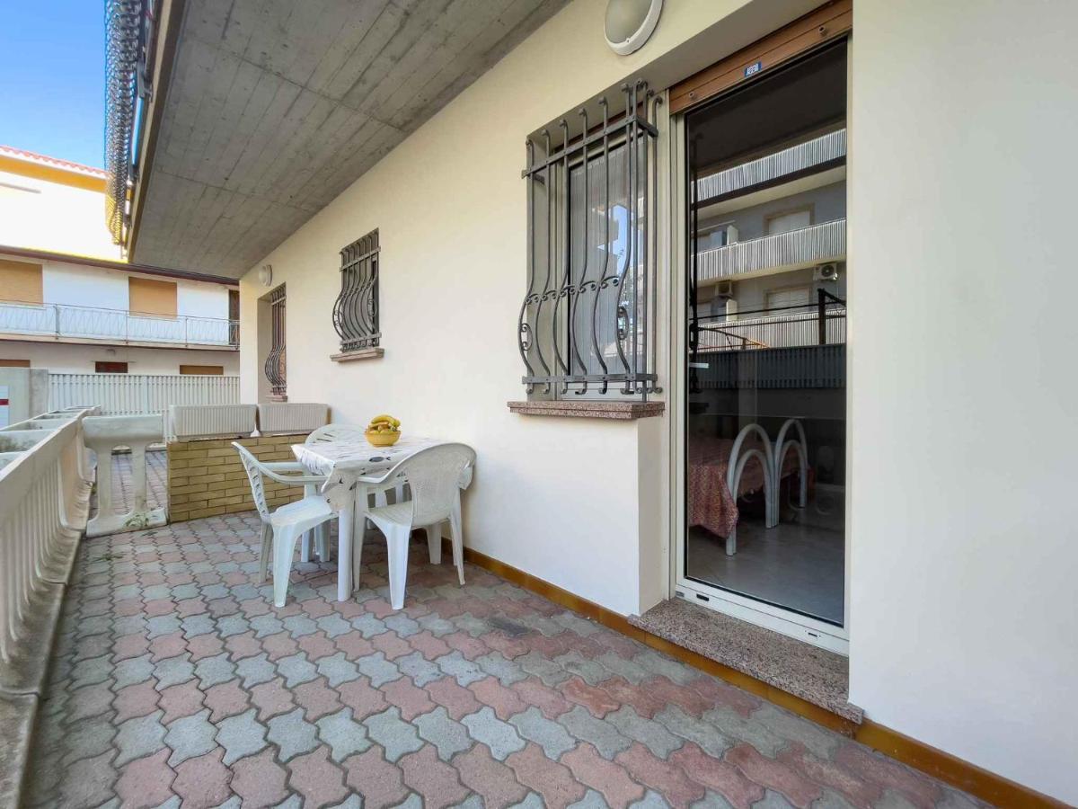 Apartments In Lignano 21774 ลินญาโน ซับเบียโดโร ภายนอก รูปภาพ